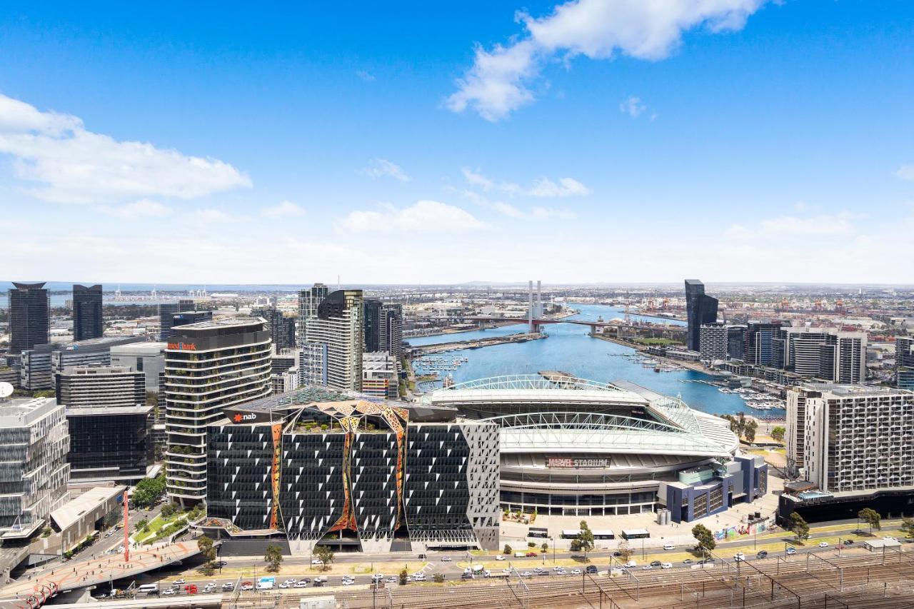 Complete Host Hudson Apartments Melbourne Exterior photo